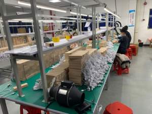 Großhandel Hölzerner Lampenständer Halter Sockel LED Nachttischlampe USB Holzbasis - Product Image 5