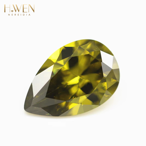Alternativa de Diamante de Moissanita Brillante y Colorida en Forma de Pera |   Piedra Suelta Certificada por GRA |   Fabricación de Joyas - Product Image 3