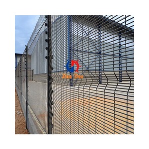 Valla antiescalada de 358 soldada de metal duradero Valla de <span class=keywords><strong>malla</strong></span> de alambre de alta seguridad Valla de prisión de metal <span class=keywords><strong>con</strong></span> picos de pared - Product Image 5