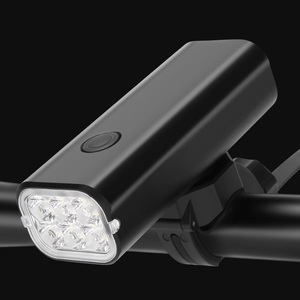 Faro Delantero LED de Aleación de Aluminio <span class=keywords><strong>para</strong></span> <span class=keywords><strong>Bicicleta</strong></span>, Impermeable, Recargable por USB-C, Alta Potencia de 1300 Lúmenes <span class=keywords><strong>para</strong></span> Ciclismo Nocturno - Product Image 1