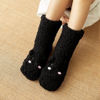 Vente en gros Chaussettes de sol mignonnes thermiques épaisses pour la maison Chaussettes pour femmes Chaussons confortables Chaussettes pour la maison