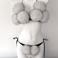 Nouveau style de bikini deux pièces en fausse fourrure de renard, sexy et ludique, pour femmes, en peluche unie et sans dos