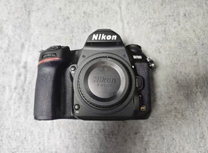 Appareil photo numérique professionnel d'occasion plein format 25MP 4K 30fps avec connectivité sans fil intégrée D780 - Product Image 5