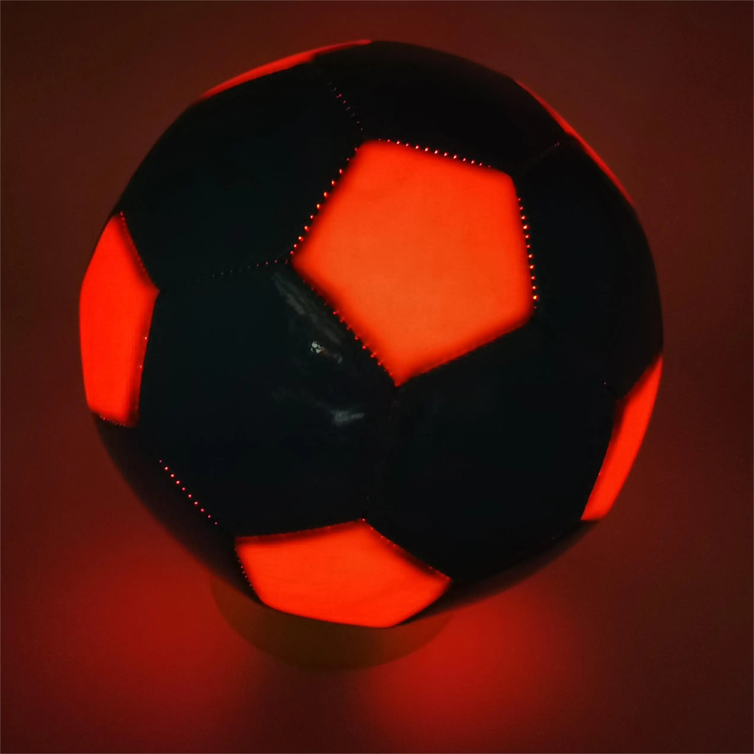 卸売青色LEDマシンステッチTPUサッカーサイズ5明るいサッカー暗闇で光るLEDライトアップサッカーボール