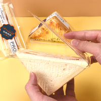 Boîtes à sandwich triangulaires en plastique transparent PET de qualité alimentaire jetables pour l'emballage de desserts de boulangerie, personnalisables