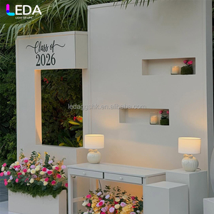 LEDA Nouveau support de rangement en acrylique moderne et très demandé, idéal comme toile de fond pour mariages, banquets et réceptions - Product Image 1