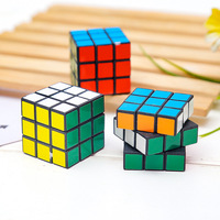 Mini Cube Magique 2024 Prix Usine Jouet Éducatif Speed Cube Plastique Solide Lisse 3x3