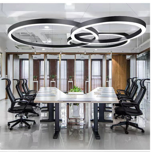 Lampada <span class=keywords><strong>a</strong></span> <span class=keywords><strong>sospensione</strong></span> <span class=keywords><strong>a</strong></span> forma rotonda moderna e semplice con geometria creativa <span class=keywords><strong>per</strong></span> soggiorno <span class=keywords><strong>camera</strong></span> <span class=keywords><strong>da</strong></span> <span class=keywords><strong>letto</strong></span> dell'ufficio - Product Image 6