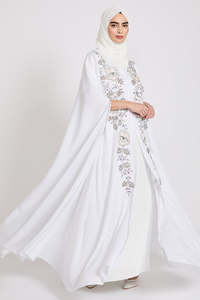 LE DUO Elegante Abaya con Mangas Tipo Capa y Adornos de Cristal – Ropa Islámica de Lujo para Ocasiones Especiales - Product Image 3