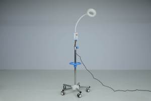 ไฟตรวจโรคเคลื่อนที่แบบ LED ยี่ห้อ HOCHEY MEDICAL ปรับความสูงได้ ใช้สำหรับการตรวจทางพื้นและเป็นไฟเสริมสำหรับการผ่าตัด - Product Image 6