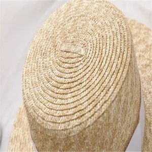 Alta calidad de moda plana superior Jazz Boater sombrero mujeres ala ancha trigo Tailandia cubano paja visera sombrero proveedor con cinta - Product Image 4
