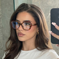Lunettes décoratives polygonales multicolores pour femmes, montures sexy, nouveaux designs 2026, anti-lumière bleue