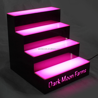 Présentoir de vin éclairé avec logo personnalisé Escalier Quatre couches de présentoir de bouteille de vin de bar à led
