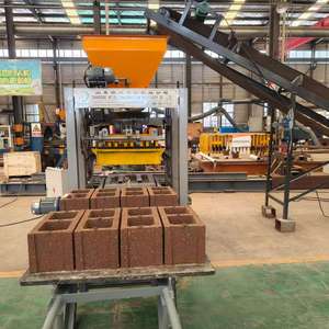 Machine à fabriquer des blocs QT4-24 avec empileur pour la production de briques creuses, machine à mouler des blocs de béton et de ciment - Product Image 5
