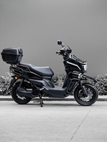 Véhicule tout-terrain 1500W 2000W 60V/72V 12 pouces avec pneus larges pour adultes, moto, vélo électrique, vélo à assistance électrique 	 Scooter électrique avec boîte