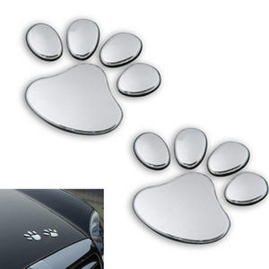 Pegatina 3D de PVC para coche, pegatina de cubierta de PVC para decoración de motocicleta, huella de perro, gato, oso, 1 par - Product Image 3