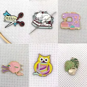 Creative Cute Cartoon Animal Brooch Magnetic Lapel Pins Metal Custom Needle Minder Pin Holder Sewing