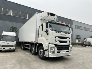 <span class=keywords><strong>Camion</strong></span> frigorifique Isuzu GIGA 8x4 à conduite à gauche avec pneus de <span class=keywords><strong>35</strong></span> tonnes équipés de carburant diesel - Product Image 2