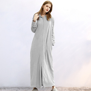 Robe de nuit élégante et décontractée pour femme, style français, à fermeture éclair, couleur café, à capuche, en polaire gaufrée, épaisse, en flanelle, thermique et respirante - Product Image 6