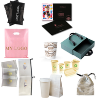 Personnalisation de votre propre Logo, poignée de ruban de luxe, carton rose, estampage à chaud, sac d'emballage, sacs cadeaux 13x17x7