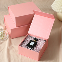 Boîte d'emballage en carton noir personnalisée avec aimant rigide, boîte cadeau de luxe avec fermeture magnétique, logo personnalisé en relief, recyclable