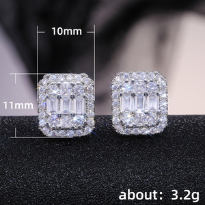 Orecchini a Perno Quadrati in Cristallo per Donne, Piccoli e Semplici, Accessori di Moda per Uso Quotidiano - Product Image 5