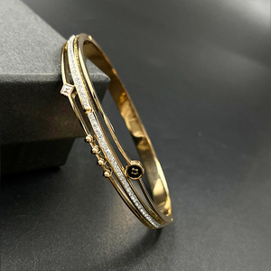 Mới Nhất Thiết Kế Đồ Trang Sức Zircon Bangle Sang Trọng 18K Vàng Màu Thép Không Gỉ Hỗn Hợp Phong Cách Bangle Với Bướm Thiết Kế Cho Phụ Nữ - Product Image 6