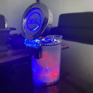 Design portabicchieri bling per auto in alluminio creativo intelligente portatile con posacenere per fumatori a luce led con accendino - Product Image 5