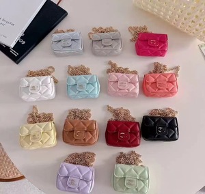 กระเป๋าหนังลายตารางเพชรเก๋ไก๋สำหรับ Airpods 4 Pro 2 <span class=keywords><strong>Gen3</strong></span> เคสสไตล์ดีไซเนอร์สุดหรู ขนาดมาตรฐาน ใช้ได้กับหูฟังทั่วไป พร้อมพวงกุญแจ - Product Image 1