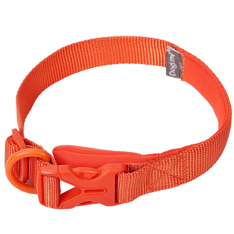 ปกสีส้มแดง