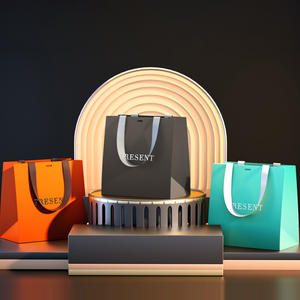 Bolsas de regalo de alta calidad personalizadas y altamente duraderas, bolsos de mano para tiendas de ropa de alta gama, bolsas de papel, bolsas de regalo personalizadas, origen de Vietnam - Product Image 3