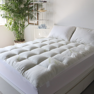 غطاء ممتاز مبطن بحجم مزدوج مضاد للحساسية مبرد من ألياف الخيزران مع تنورة بجيب عميق - Product Image 5