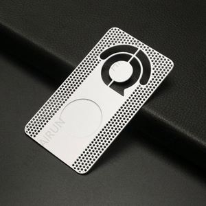 Tarjeta de Visita Metálica NFC de Acero Inoxidable Anodizado, Diseño Moderno, 0.8 mm, Grabado Láser, Chip Integrado - Product Image 4