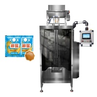Machine d'emballage verticale pour sachets à trois soudures, pour le remplissage et le scellage de pâtes liquides, mayonnaise, sauce moutarde, ketchup