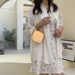 2026年 ホット ファッション ラグジュアリー アクリルバッグ 新デザイン チェーンバッグ クロスボディ 小型ジェリーハンドバッグ ミニショルダーバッグ レディース - Product Image 6