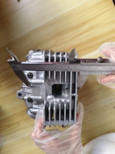 Fabricant chinois de pièces de moteur 4 temps en alliage d'aluminium de haute qualité, culasses de moto pour <span class=keywords><strong>GNE</strong></span> 151 - Product Image 6