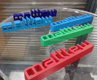 Enseigne personnalisée en acrylique 3D avec lettres découpées, bloc de nom léger et autoportant pour affichage en magasin et image de marque