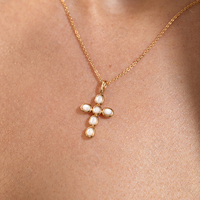 Gemnel Meilleur Prix Bijoux de Mode Anti-ternissement Pendentif Croix en Argent 925 avec Nacre Collier