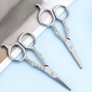 Cortauñas de acero inoxidable con punta redonda, tijeras en forma de melocotón, recortadores de barba y cejas - Product Image 2