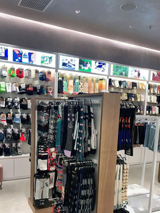 Soporte de piso de madera personalizado