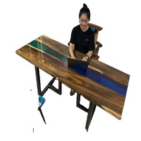 Table de salle à manger en bois de noyer et résine époxy, style rivière, pour restaurant, fournisseur d'usine chinois Blue Ocean
