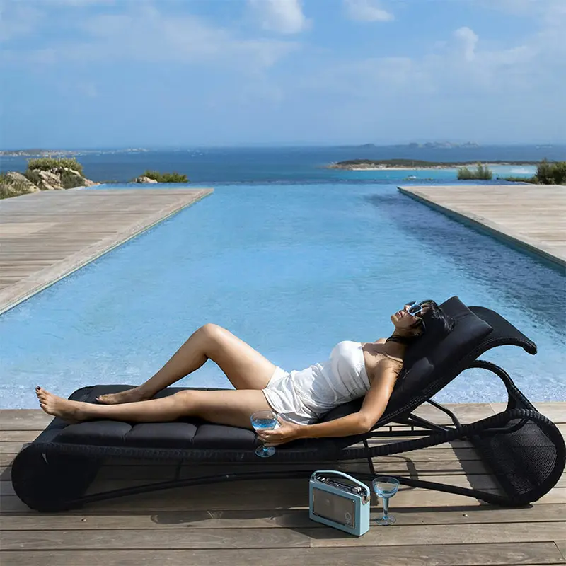등나무 침대 야외 호텔 수영장 안뜰 정원 비치 라운지 의자 홈스테이 발코니 비와 태양 보호 가구