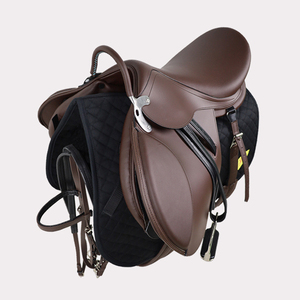 Great Farm Bestseller Allround Endurance Zadel Volledige Set Accessoires - Lichtgewicht, Comfortabel en Duurzaam Zadel - Product Image 4