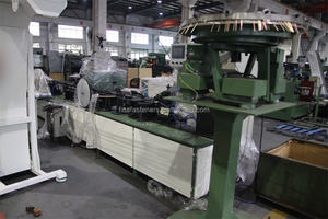 Máquina de fabricación de uñas de hoja de papel con brazo robótico Tamaño de uñas de 3,33mm - Product Image 6