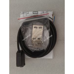 Sensor Fotoeléctrico Difuso ONE LEUZE RTR3B / 66 China - Product Image 1