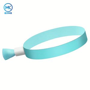 สายรัดข้อมือผ้าโพลีเอสเตอร์พิมพ์ลายโลโก้ตามสั่ง สีสันสดใส สำหรับงานโปรโมชั่น งานดนตรี และกีฬา - Product Image 4