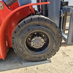 Chariot élévateur électrique robuste Heli AC15 de 1.5 tonnes pour la manutention de matériaux à long terme dans les entrepôts de vente au détail - Product Image 6