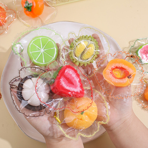 Jouets anti-stress TPR pomme et fraise, formes variées, amusants pour le bureau, jouets à pincer en forme de fruits, vente chaude - Product Image 2