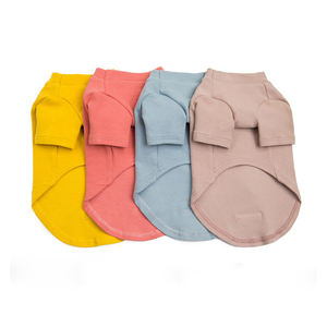 Vêtements pour animaux de compagnie en gros, t-shirt de survêtement pour chien à col haut en coton et polyester rayé de luxe - Product Image 1