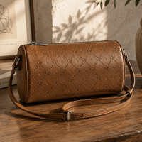 Nouveau Sac Bandoulière Cylindrique pour Homme 2026 en Cuir PU, Sac à Bandoulière Élégant avec Fermeture Éclair Intégrale et Sangle Fine Réglable, Personnalisable OEM ODM